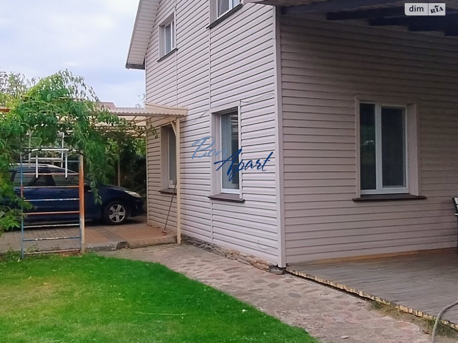 двухэтажный дом, 108 кв. м, кирпич. Сдается помесячно в Новых Безрадичах фото 1 двухэтажный дом, 108 кв. м, кирпич. Сдается помесячно в Новых Безрадичах фото 1