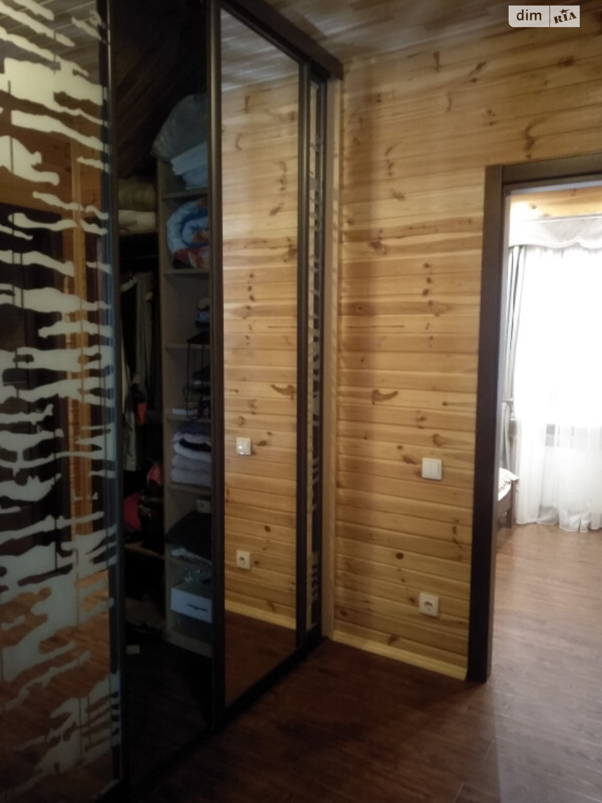 двухэтажный дом с верандой, 125 кв. м, кирпич. Сдается помесячно в Новых Петровцах фото 1 двухэтажный дом с верандой, 125 кв. м, кирпич. Сдается помесячно в Новых Петровцах фото 1
