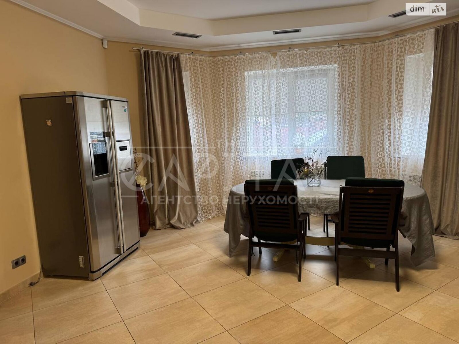 двухэтажный дом беседка, 450 кв. м, кирпич. Сдается помесячно в Новых Петровцах фото 1 двухэтажный дом беседка, 450 кв. м, кирпич. Сдается помесячно в Новых Петровцах фото 1