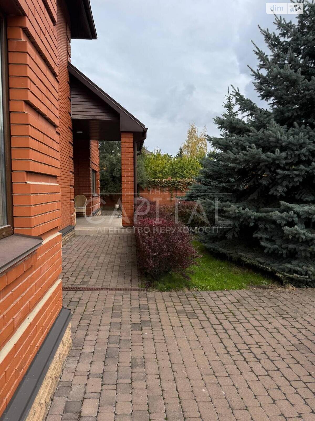 двухэтажный дом беседка, 450 кв. м, кирпич. Сдается помесячно в Новых Петровцах фото 1 двухэтажный дом беседка, 450 кв. м, кирпич. Сдается помесячно в Новых Петровцах фото 1