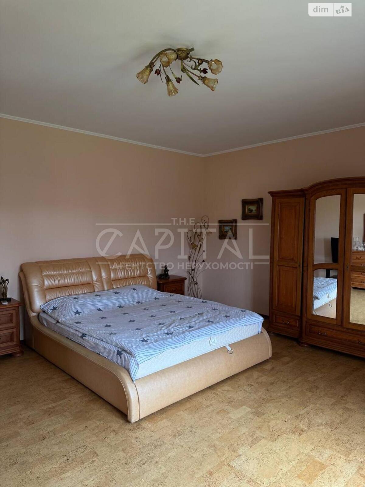 двухэтажный дом беседка, 450 кв. м, кирпич. Сдается помесячно в Новых Петровцах фото 1 двухэтажный дом беседка, 450 кв. м, кирпич. Сдается помесячно в Новых Петровцах фото 1