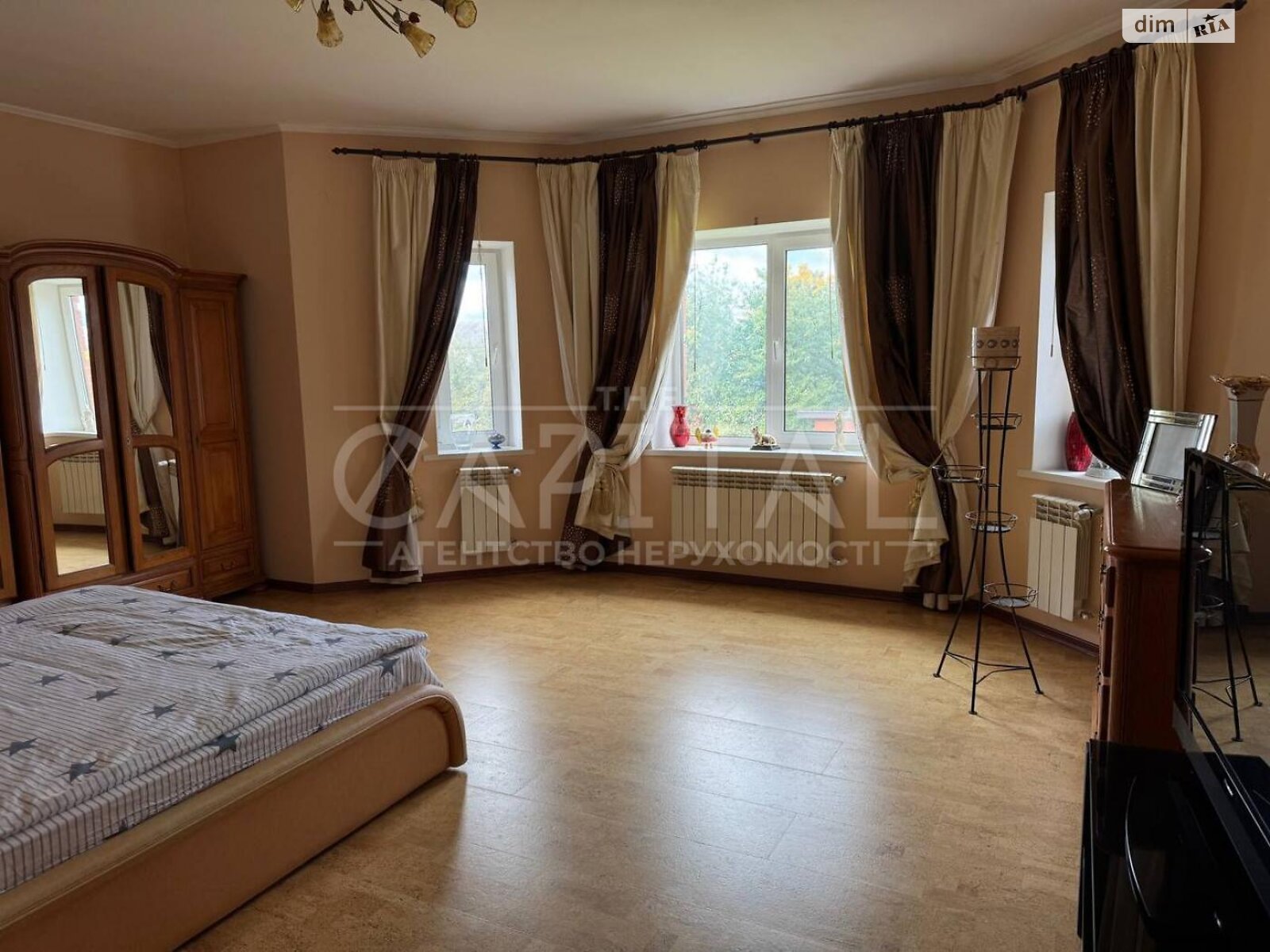 двухэтажный дом беседка, 450 кв. м, кирпич. Сдается помесячно в Новых Петровцах фото 1 двухэтажный дом беседка, 450 кв. м, кирпич. Сдается помесячно в Новых Петровцах фото 1