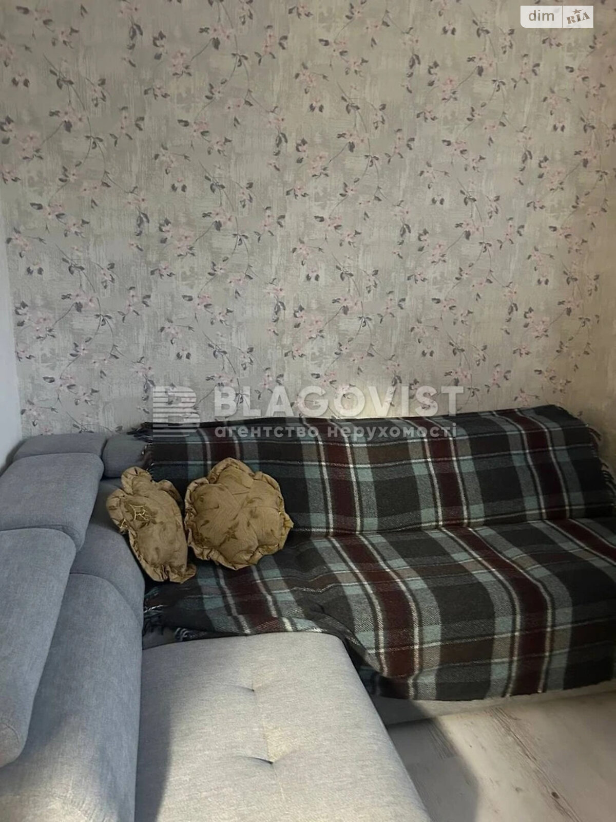 двухэтажный дом, 250 кв. м, кирпич. Сдается помесячно в Новых Петровцах фото 1 двухэтажный дом, 250 кв. м, кирпич. Сдается помесячно в Новых Петровцах фото 1