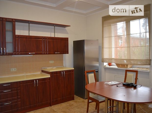 трехэтажный дом с камином, 327 кв. м, кирпич. Сдается помесячно в село Козин, Киевская обл. фото 1 трехэтажный дом с камином, 327 кв. м, кирпич. Сдается помесячно в село Козин, Киевская обл. фото 1