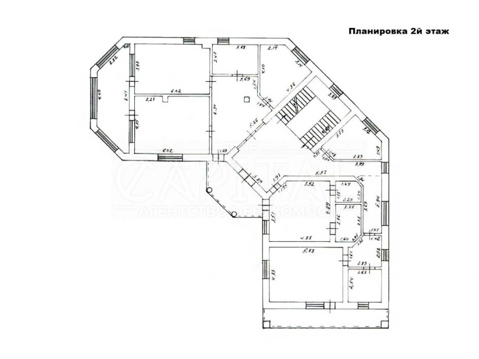 трехэтажный дом с ремонтом, 912 кв. м, кирпич. Сдается помесячно в Козине фото 1