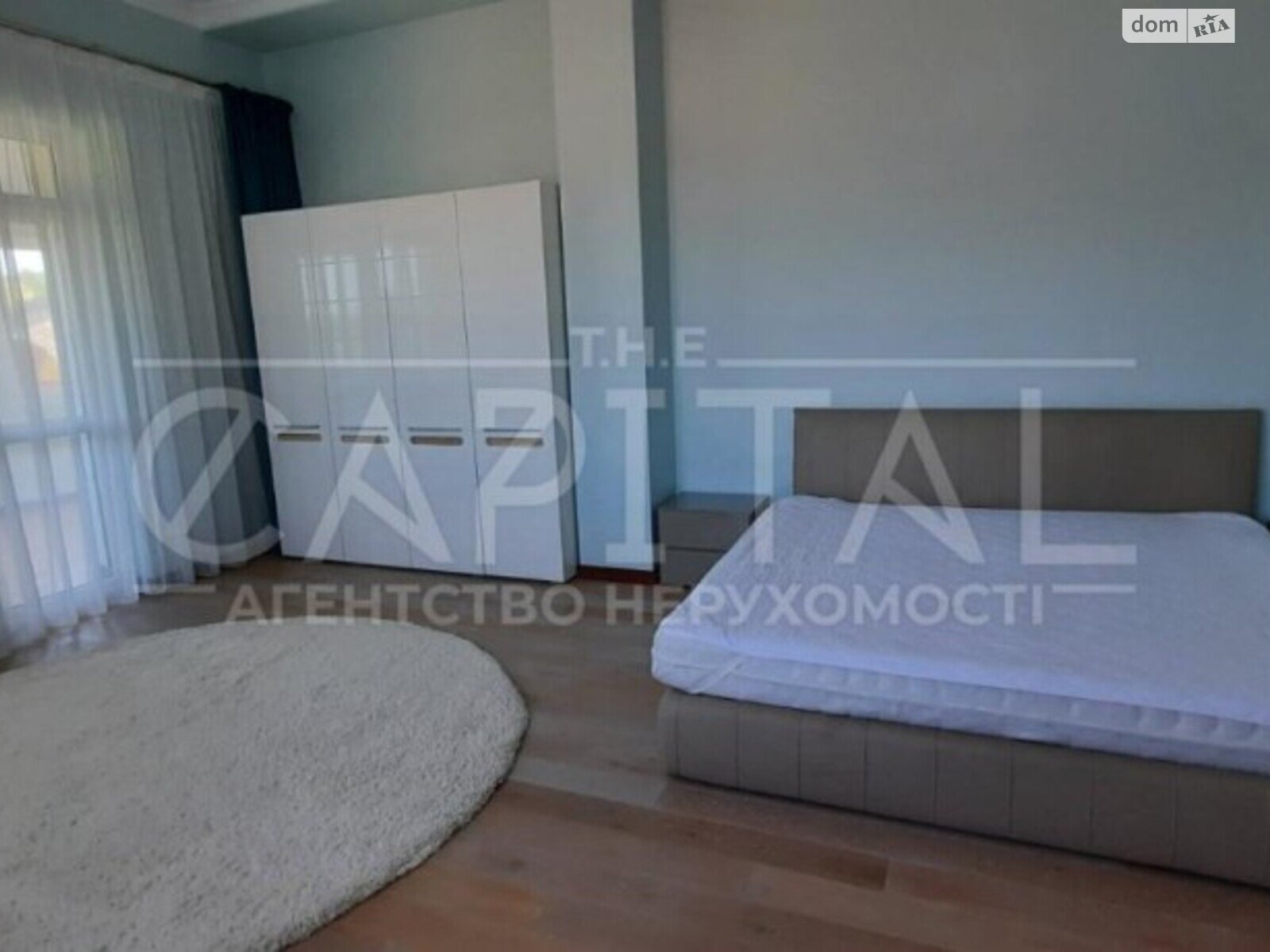 триповерховий будинок з ремонтом, 912 кв. м, цегла. Здається помісячно в Козині фото 1 триповерховий будинок з ремонтом, 912 кв. м, цегла. Здається помісячно в Козині фото 1