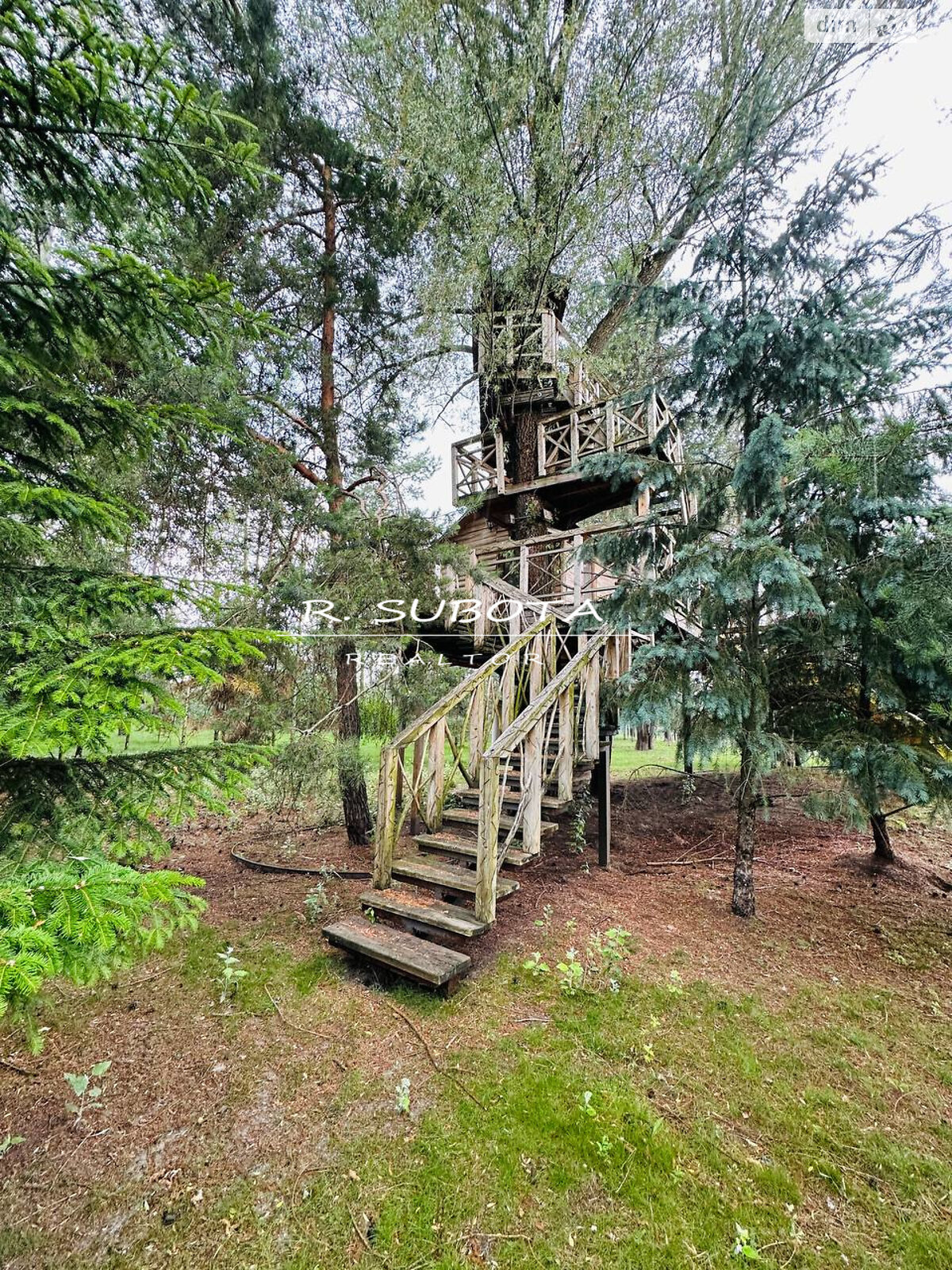трехэтажный дом с балконом, 300 кв. м, кирпич. Сдается помесячно в Обуховке фото 1 трехэтажный дом с балконом, 300 кв. м, кирпич. Сдается помесячно в Обуховке фото 1