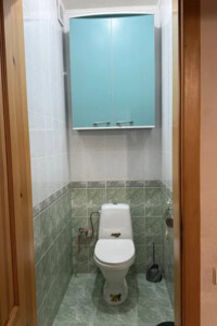 одноэтажный дом с гаражом, 106 кв. м, кирпич. Сдается помесячно в Обуховке фото 2