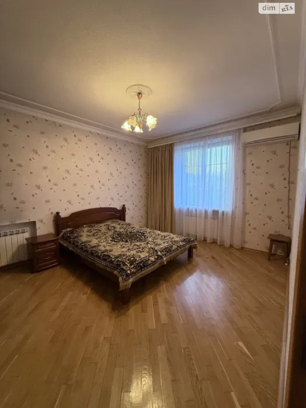 одноэтажный дом с гаражом, 106 кв. м, кирпич. Сдается помесячно в Обуховке фото 1