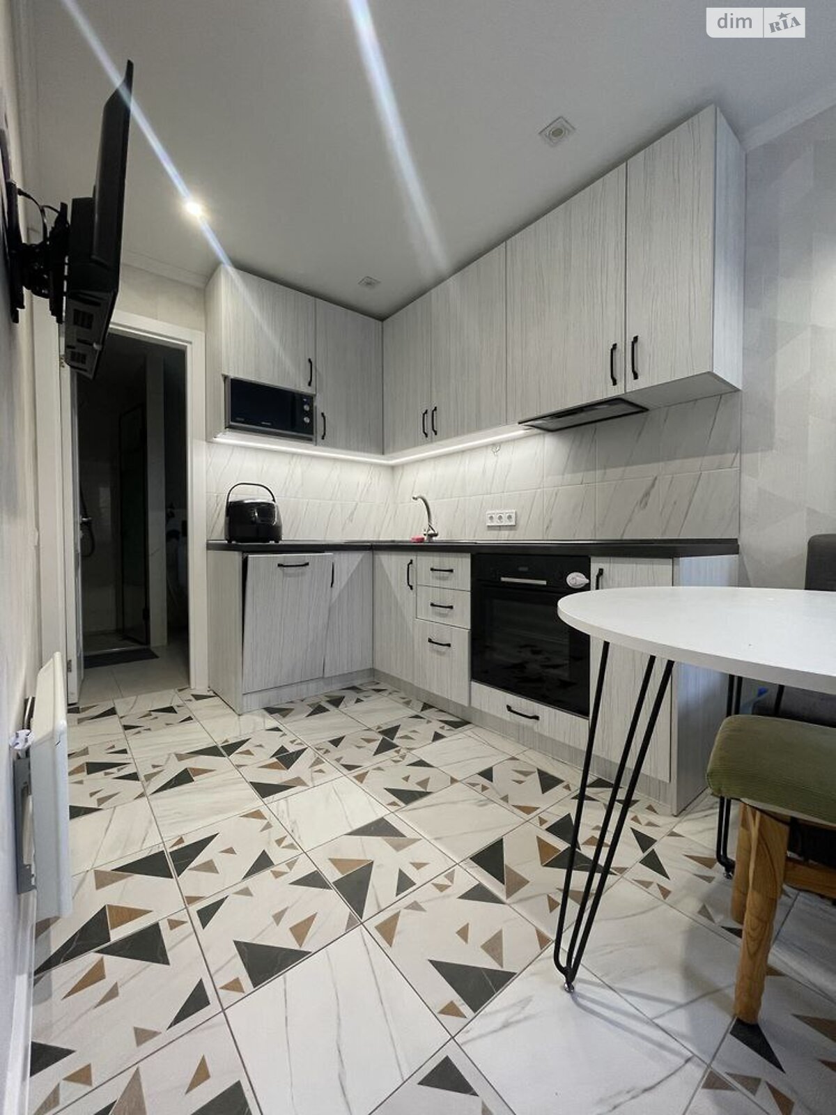 двоповерховий будинок з верандою, 82.8 кв. м, цегла. Здається помісячно в Обухівці фото 1 двоповерховий будинок з верандою, 82.8 кв. м, цегла. Здається помісячно в Обухівці фото 1