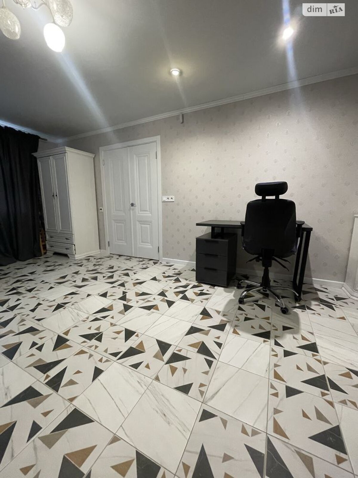 двоповерховий будинок з верандою, 82.8 кв. м, цегла. Здається помісячно в Обухівці фото 1 двоповерховий будинок з верандою, 82.8 кв. м, цегла. Здається помісячно в Обухівці фото 1