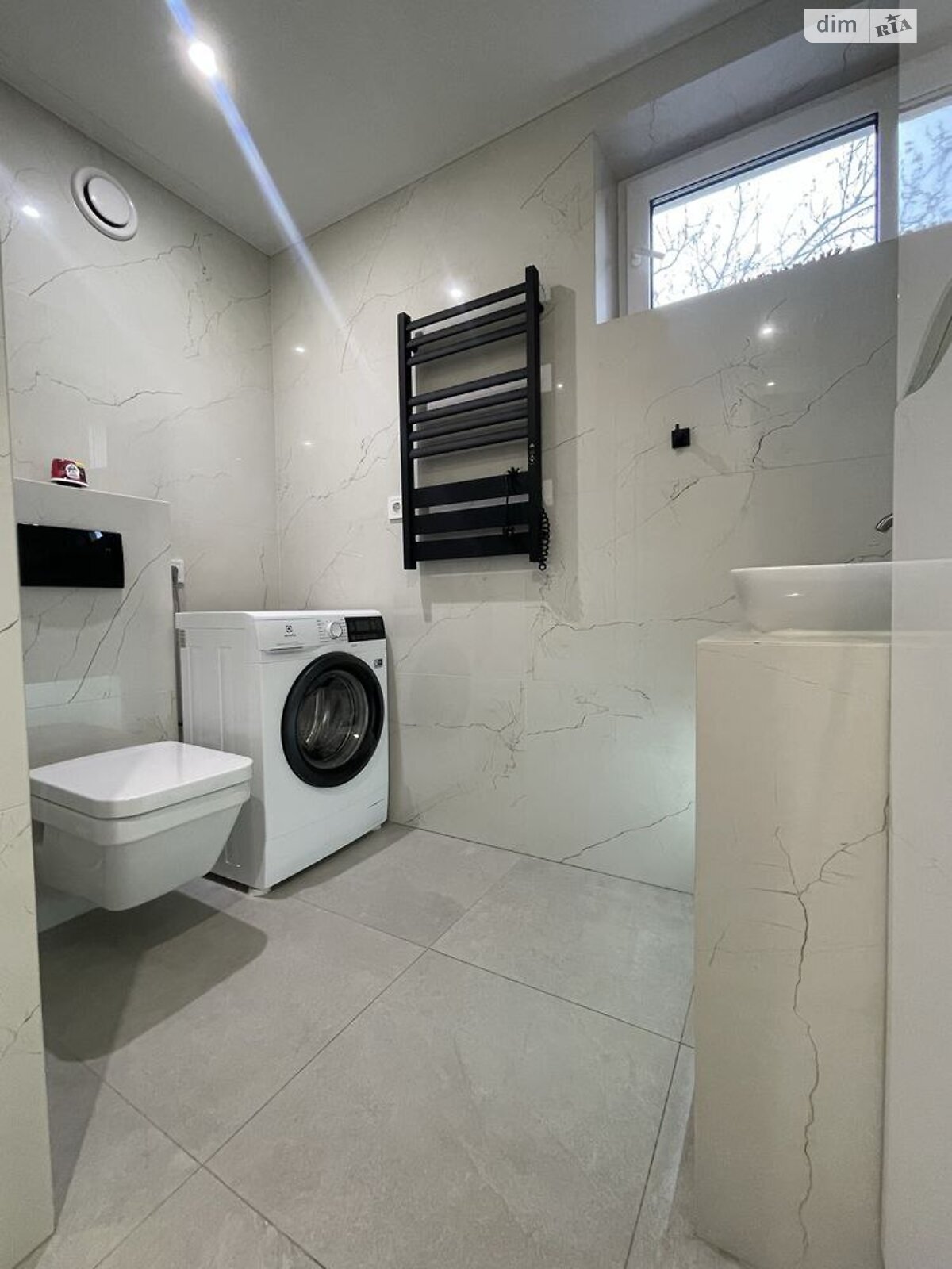 двоповерховий будинок з верандою, 82.8 кв. м, цегла. Здається помісячно в Обухівці фото 1 двоповерховий будинок з верандою, 82.8 кв. м, цегла. Здається помісячно в Обухівці фото 1