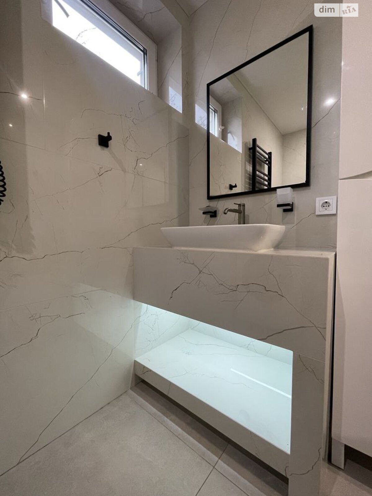 двоповерховий будинок з верандою, 82.8 кв. м, цегла. Здається помісячно в Обухівці фото 1 двоповерховий будинок з верандою, 82.8 кв. м, цегла. Здається помісячно в Обухівці фото 1