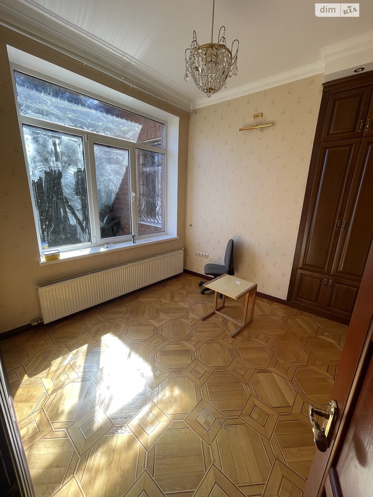 двухэтажный дом, 250 кв. м, кирпич. Сдается помесячно в Одессе фото 1 двухэтажный дом, 250 кв. м, кирпич. Сдается помесячно в Одессе фото 1