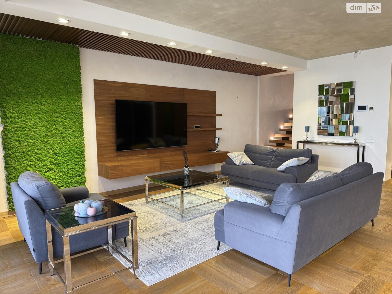 четырехэтажный дом с верандой, 529 кв. м, кирпич. Сдается помесячно в Одессе, в районе Аркадия фото 1