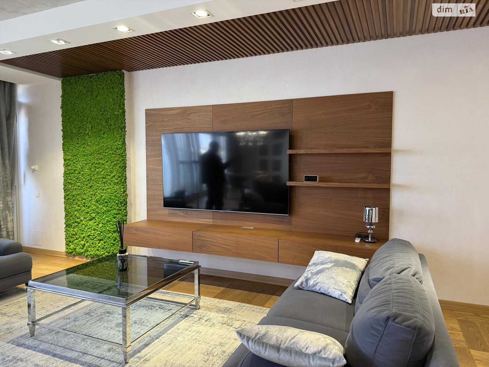 четырехэтажный дом с верандой, 529 кв. м, кирпич. Сдается помесячно в Одессе, в районе Аркадия фото 1