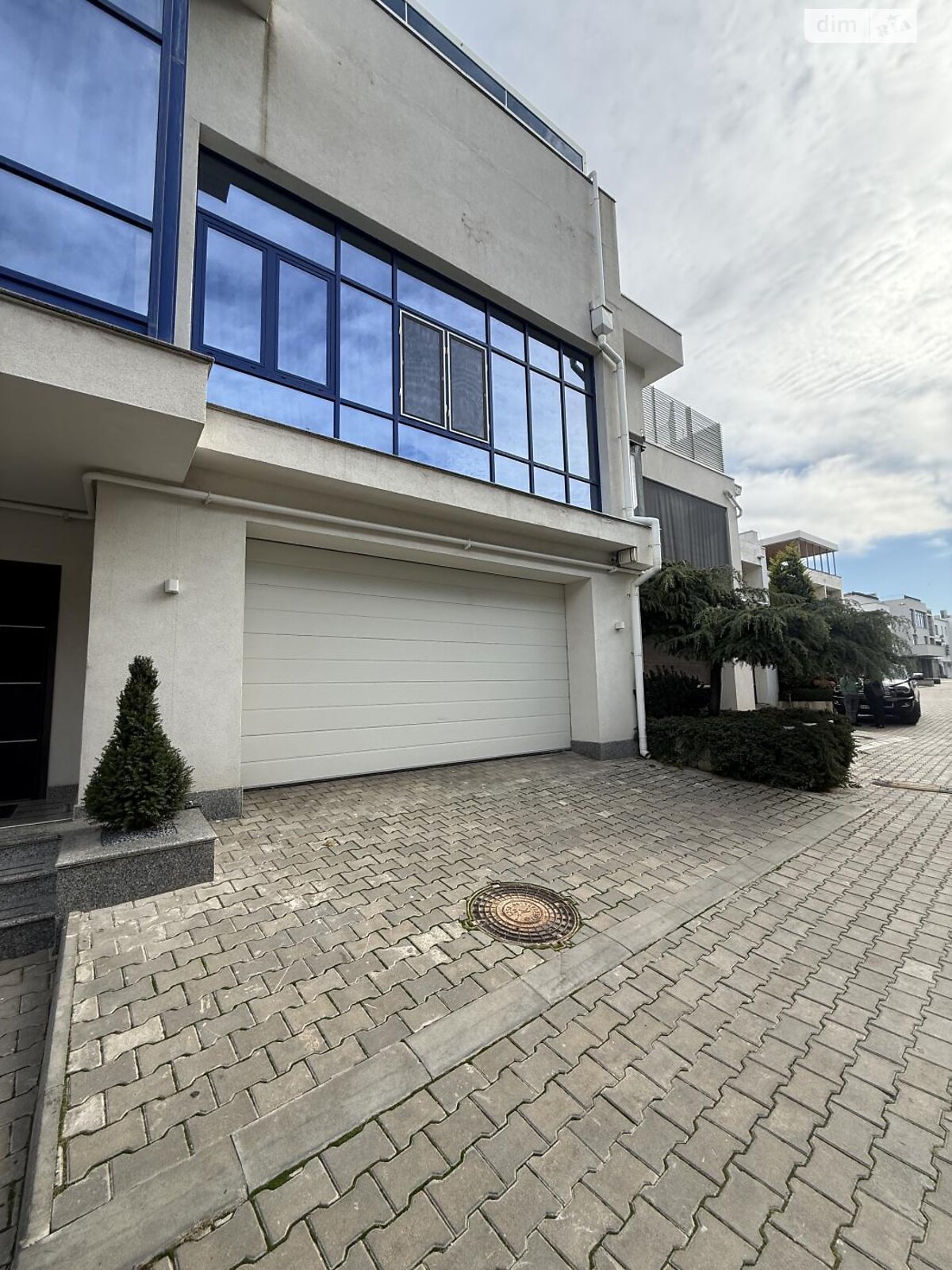 четырехэтажный дом с верандой, 529 кв. м, кирпич. Сдается помесячно в Одессе, в районе Аркадия фото 1