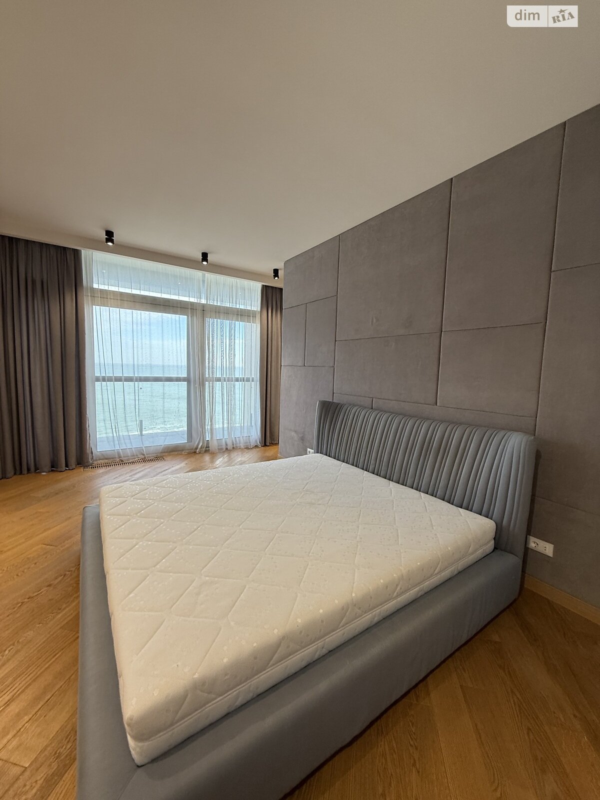 четырехэтажный дом с верандой, 529 кв. м, кирпич. Сдается помесячно в Одессе, в районе Аркадия фото 1