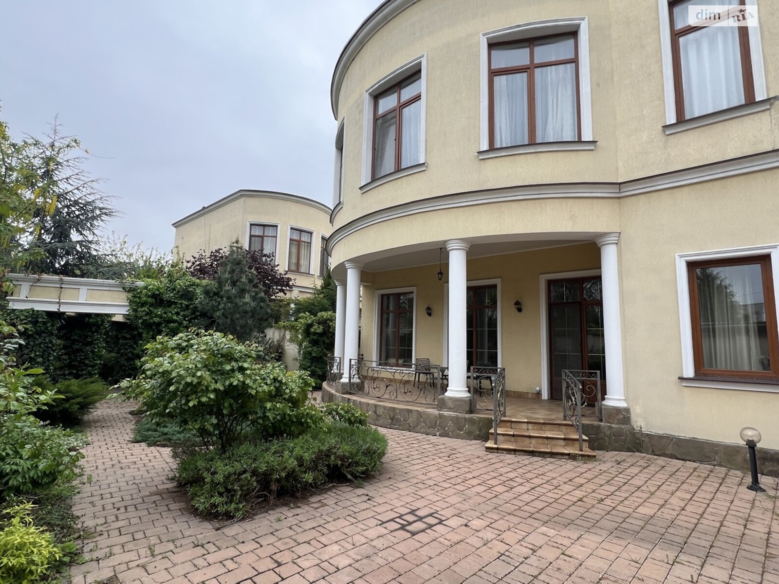двоповерховий будинок, 200 кв. м, цегла. Здається помісячно в Одесі, в районі Великий Фонтан фото 1 двопроверховий будинок, 200 кв. м, цегла. Здається помісячно в Одесі, в районі Великий Фонтан фото 1