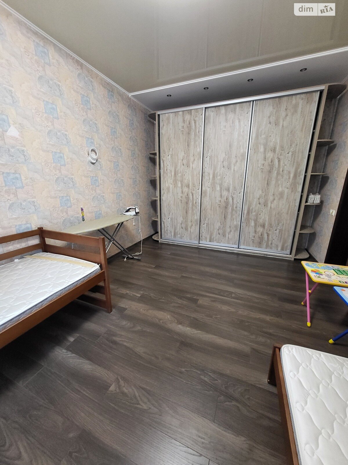трехэтажный дом беседка, 145 кв. м, кирпич. Сдается помесячно в Одессе, в районе Большой Фонтан фото 1 трехэтажный дом беседка, 145 кв. м, кирпич. Сдается помесячно в Одессе, в районе Большой Фонтан фото 1