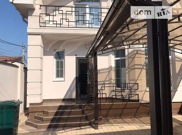 двухэтажный дом, 140 кв. м, кирпич. Сдается помесячно в Одессе, в районе Большой Фонтан фото 1 двухэтажный дом, 140 кв. м, кирпич. Сдается помесячно в Одессе, в районе Большой Фонтан фото 1