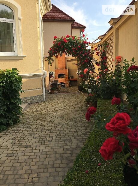 двухэтажный дом с камином, 350 кв. м, кирпич. Сдается помесячно в Одессе, в районе Большой Фонтан фото 1 двухэтажный дом с камином, 350 кв. м, кирпич. Сдается помесячно в Одессе, в районе Большой Фонтан фото 1