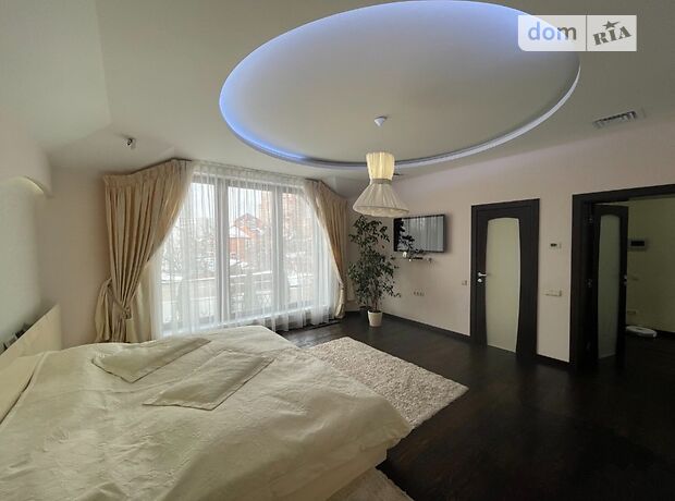 двухэтажный дом с камином, 280 кв. м, кирпич. Сдается помесячно в Одессе, в районе Большой Фонтан фото 1 двухэтажный дом с камином, 280 кв. м, кирпич. Сдается помесячно в Одессе, в районе Большой Фонтан фото 1