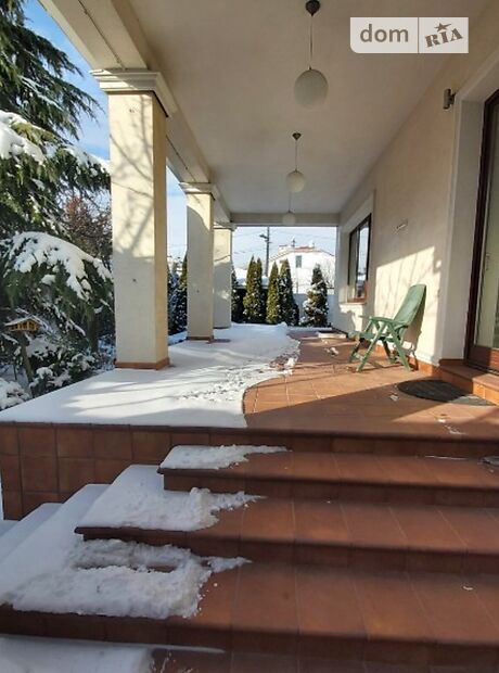 двухэтажный дом с камином, 280 кв. м, кирпич. Сдается помесячно в Одессе, в районе Большой Фонтан фото 1 двухэтажный дом с камином, 280 кв. м, кирпич. Сдается помесячно в Одессе, в районе Большой Фонтан фото 1