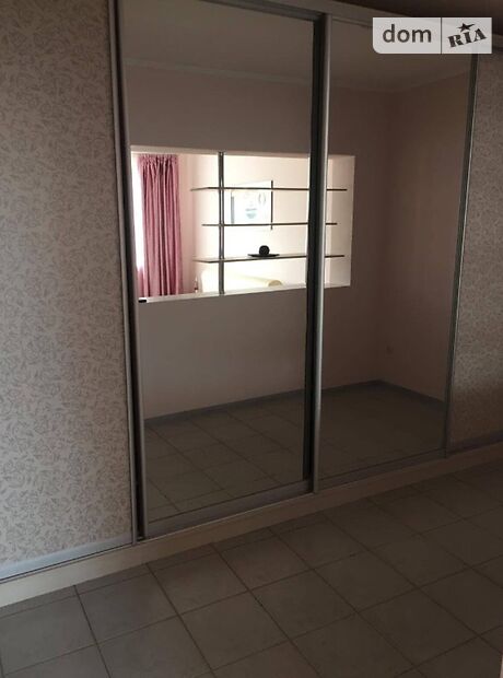 трехэтажный дом с камином, 350 кв. м, кирпич. Сдается помесячно в Одессе, в районе Большой Фонтан фото 1 трехэтажный дом с камином, 350 кв. м, кирпич. Сдается помесячно в Одессе, в районе Большой Фонтан фото 1