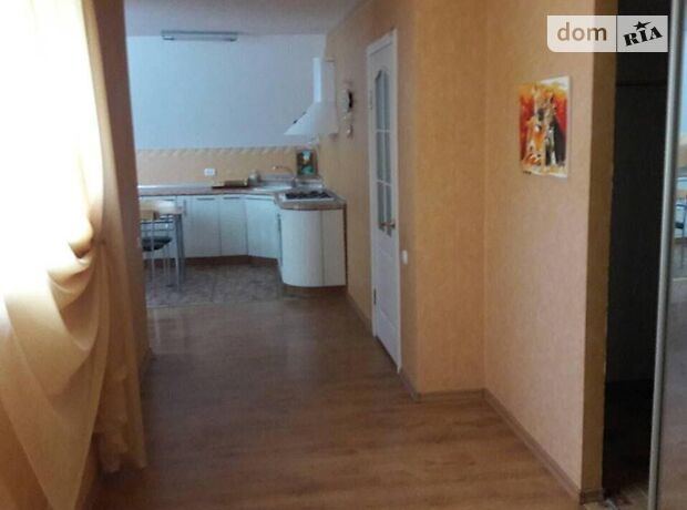 трехэтажный дом с камином, 350 кв. м, кирпич. Сдается помесячно в Одессе, в районе Большой Фонтан фото 1 трехэтажный дом с камином, 350 кв. м, кирпич. Сдается помесячно в Одессе, в районе Большой Фонтан фото 1