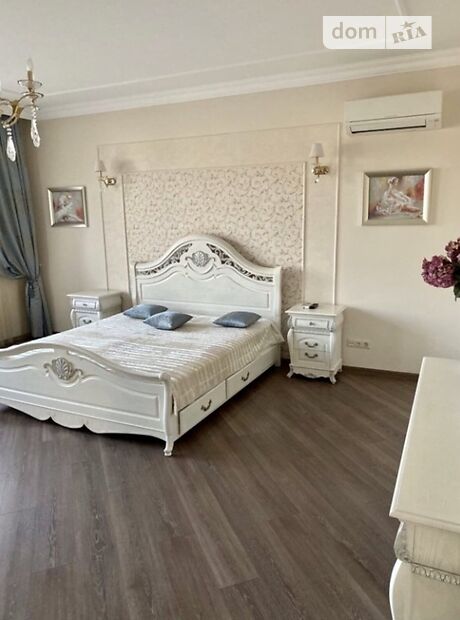 двухэтажный дом с камином, 350 кв. м, кирпич. Сдается помесячно в Одессе, в районе Большой Фонтан фото 1 двухэтажный дом с камином, 350 кв. м, кирпич. Сдается помесячно в Одессе, в районе Большой Фонтан фото 1