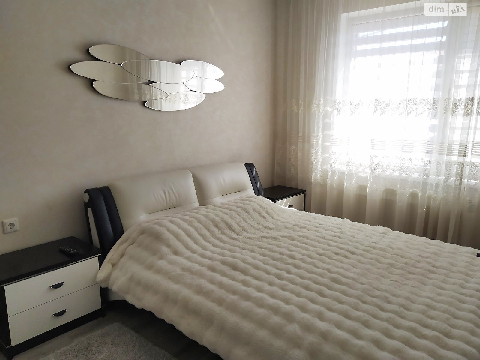 триповерховий будинок з гаражем, 124 кв. м, цегла. Здається помісячно в Одесі, в районі Великий Фонтан фото 1 трипроверховий будинок з гаражем, 124 кв. м, цегла. Здається помісячно в Одесі, в районі Великий Фонтан фото 1