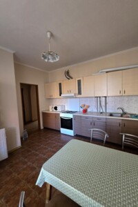двухэтажный дом, 380 кв. м, ракушечник (ракушняк). Сдается помесячно в Одессе, в районе Большой Фонтан фото 2