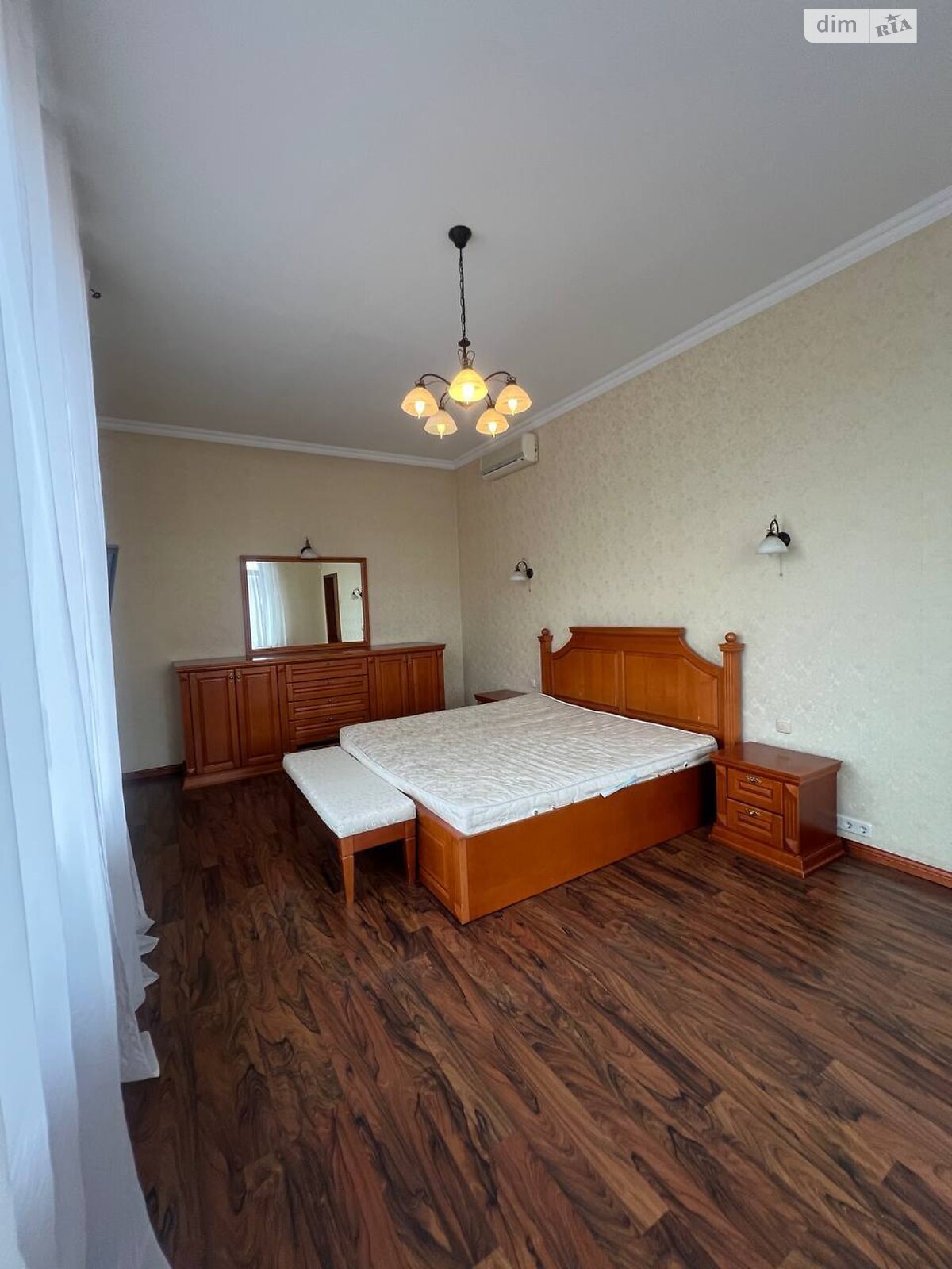 двухэтажный дом с гаражом, 458.2 кв. м, ракушечник (ракушняк). Сдается помесячно в Одессе, в районе Большой Фонтан фото 1 двухэтажный дом с гаражом, 458.2 кв. м, ракушечник (ракушняк). Сдается помесячно в Одессе, в районе Большой Фонтан фото 1