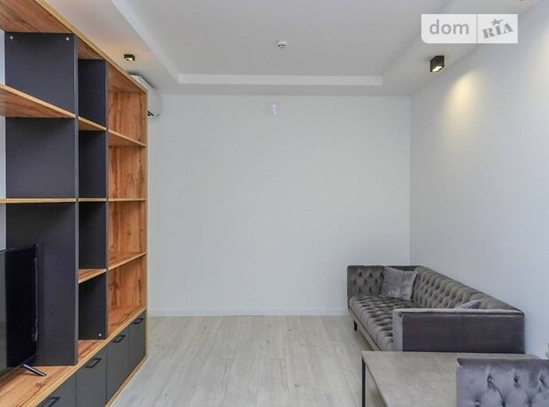 четырехэтажный дом с камином, 490 кв. м, кирпич. Сдается помесячно в Одессе, в районе Большой Фонтан фото 1 четырехэтажный дом с камином, 490 кв. м, кирпич. Сдается помесячно в Одессе, в районе Большой Фонтан фото 1