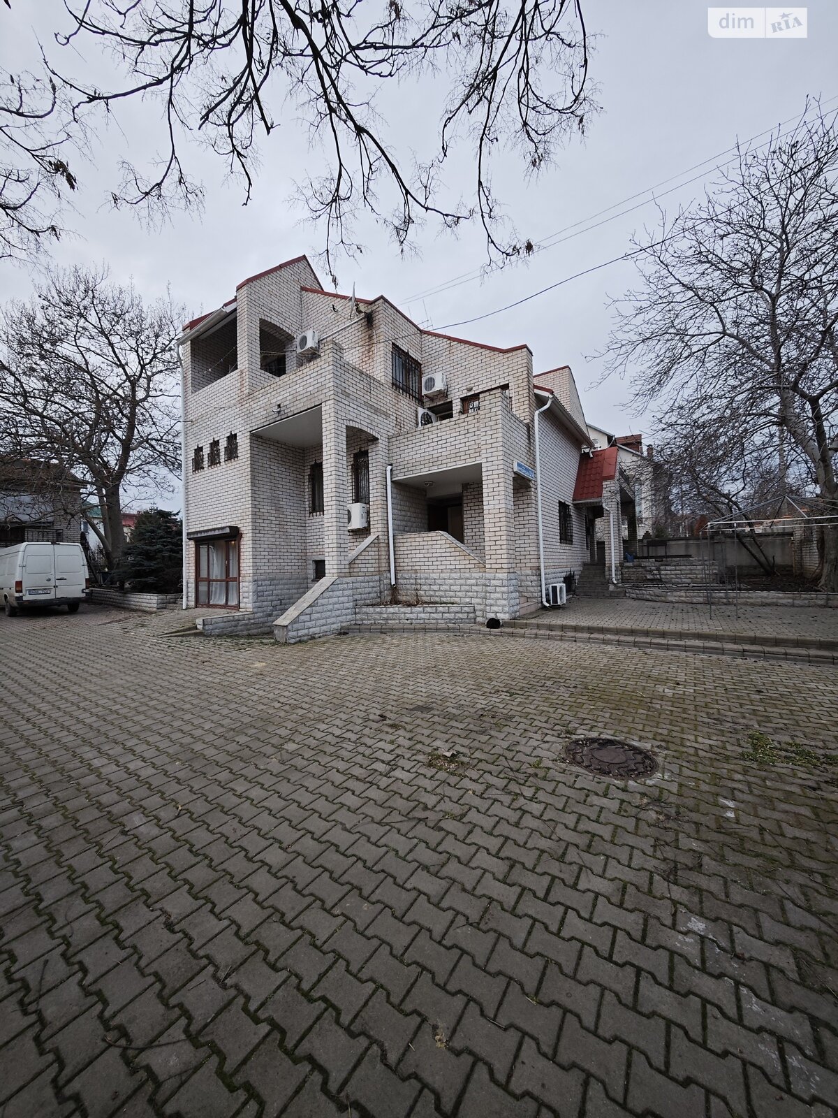 трипроверховий будинок бесідка, 325 кв. м, цегла. Здається помісячно в Одесі, в районі Чорноморка фото 1