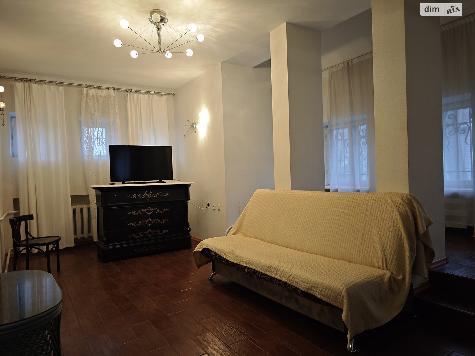 трехэтажный дом беседка, 325 кв. м, кирпич. Сдается помесячно в Одессе, в районе Черноморка фото 1 трехэтажный дом беседка, 325 кв. м, кирпич. Сдается помесячно в Одессе, в районе Черноморка фото 1