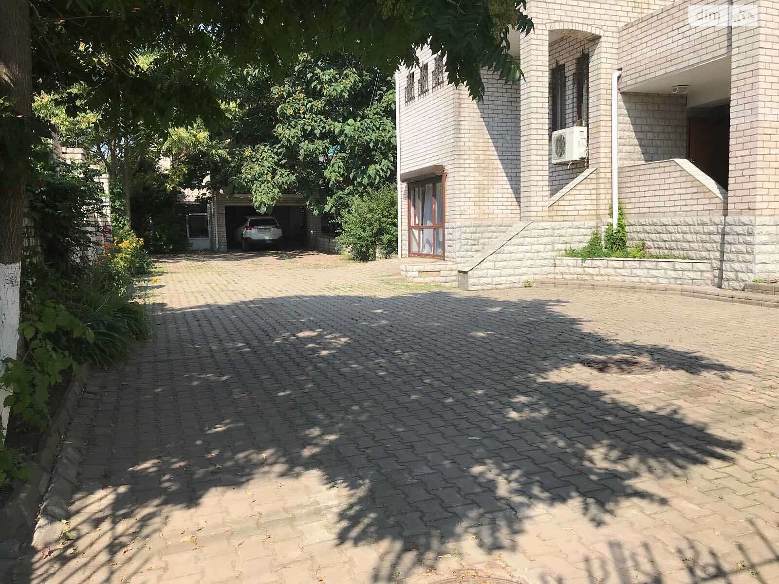 трехэтажный дом беседка, 325 кв. м, кирпич. Сдается помесячно в Одессе, в районе Черноморка фото 1 трехэтажный дом беседка, 325 кв. м, кирпич. Сдается помесячно в Одессе, в районе Черноморка фото 1