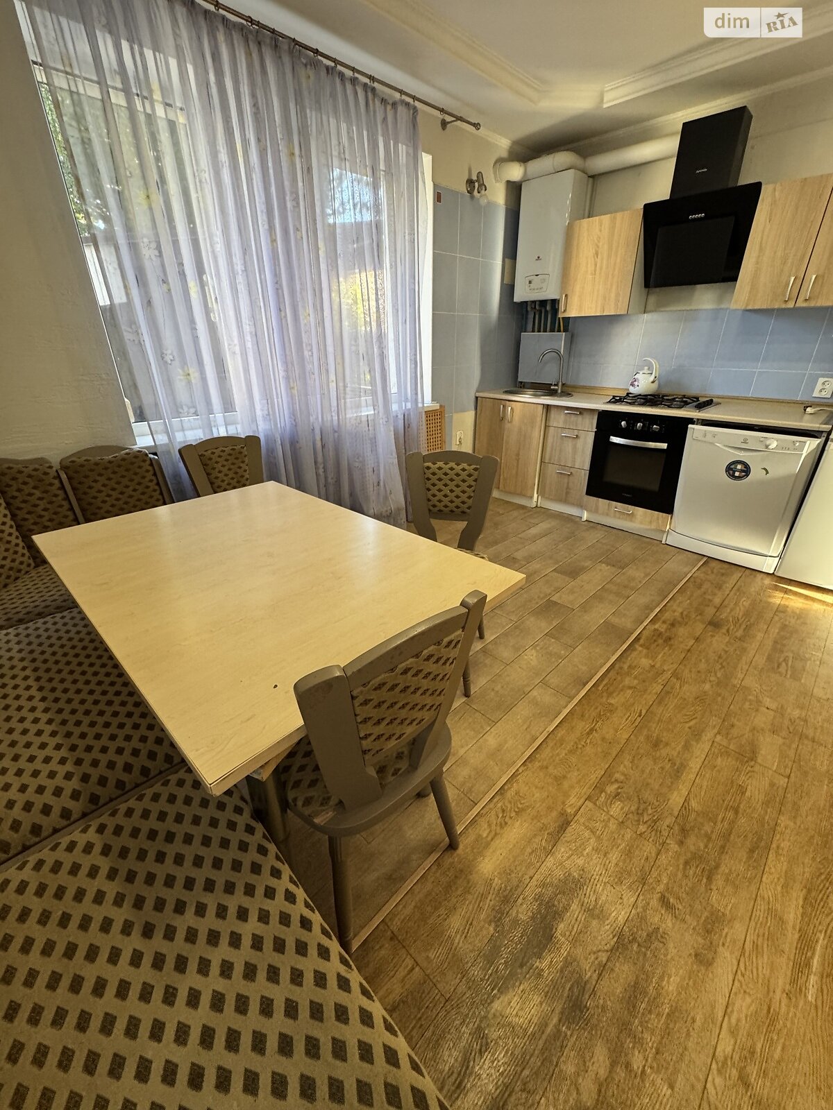 двухэтажный дом беседка, 120 кв. м, кирпич. Сдается помесячно в Одессе, в районе Черноморка фото 1