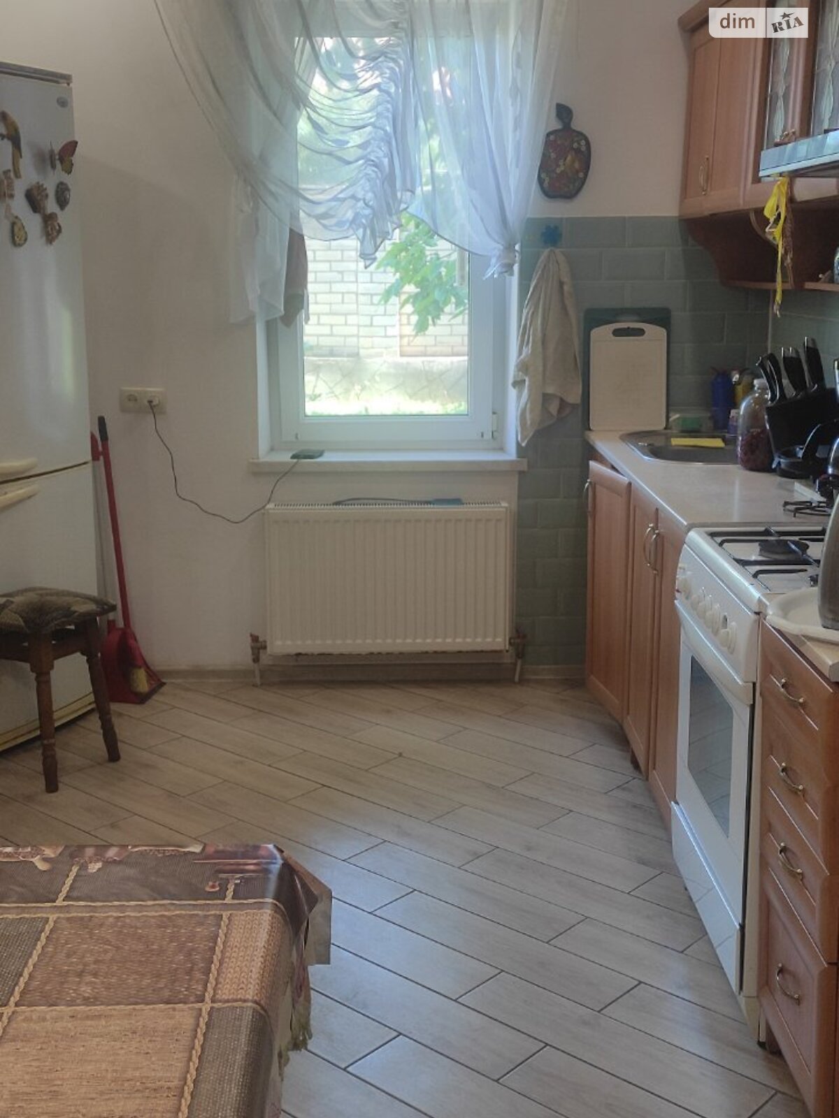 двухэтажный дом, 125 кв. м, кирпич. Сдается помесячно в Одессе, в районе Червоный Хутор фото 1 двухэтажный дом, 125 кв. м, кирпич. Сдается помесячно в Одессе, в районе Червоный Хутор фото 1