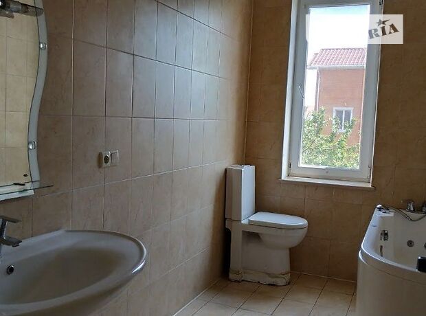 трехэтажный дом с камином, 414 кв. м, кирпич. Сдается помесячно в Одессе, в районе Чубаевка фото 1 трехэтажный дом с камином, 414 кв. м, кирпич. Сдается помесячно в Одессе, в районе Чубаевка фото 1