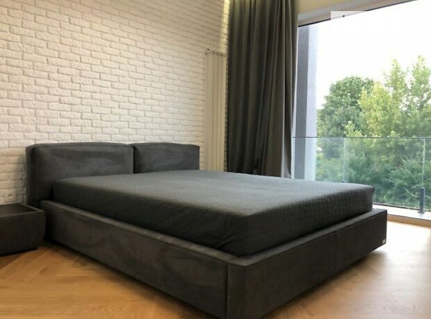 двухэтажный дом с балконом, 250 кв. м, кирпич. Сдается помесячно в село Фонтанка, Одесская обл. фото 1 двухэтажный дом с балконом, 250 кв. м, кирпич. Сдается помесячно в село Фонтанка, Одесская обл. фото 1