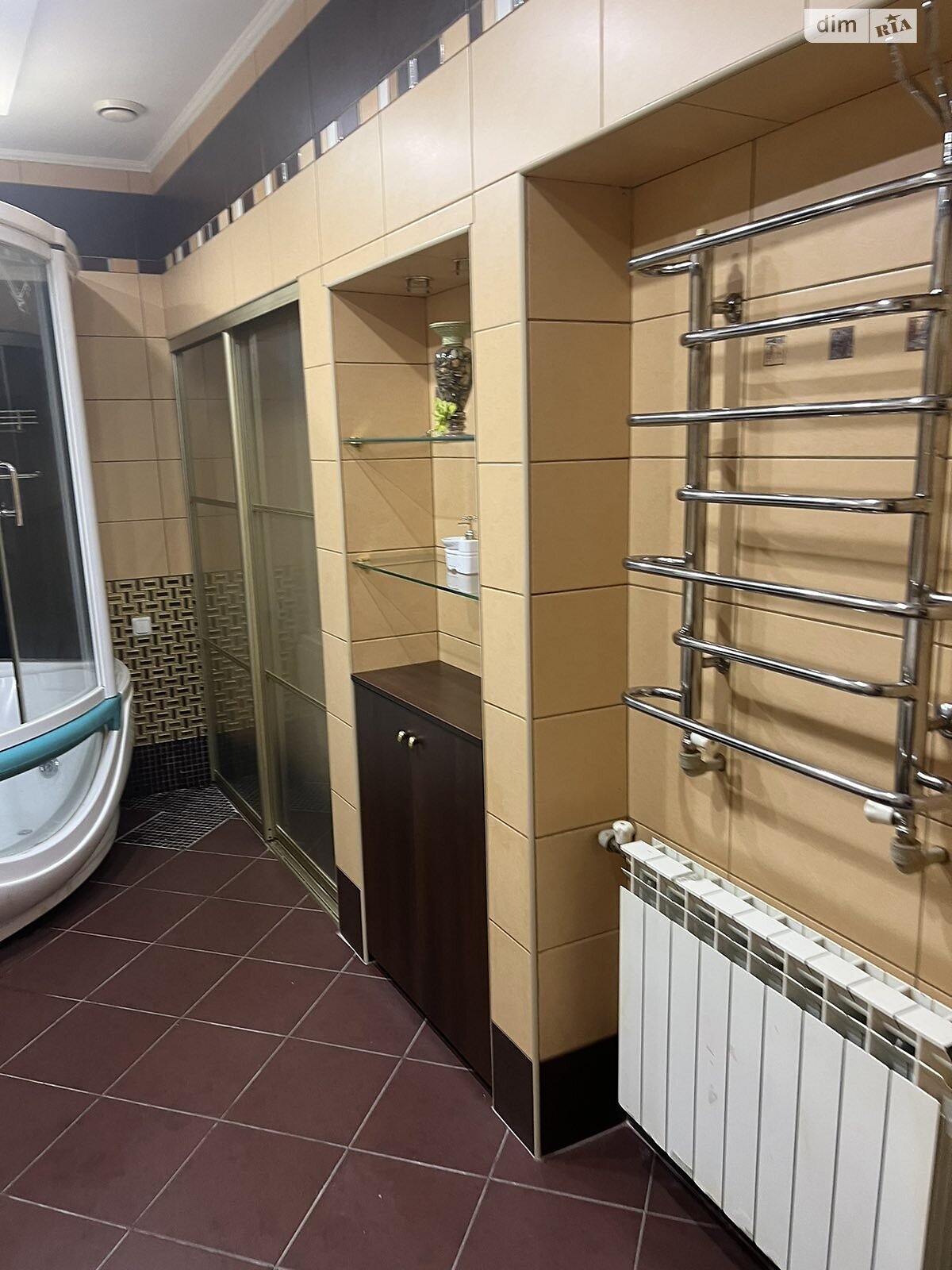 двухэтажный дом с балконом, 155 кв. м, кирпич. Сдается помесячно в Одессе, в районе Хаджибейский фото 1 двухэтажный дом с балконом, 155 кв. м, кирпич. Сдается помесячно в Одессе, в районе Хаджибейский фото 1