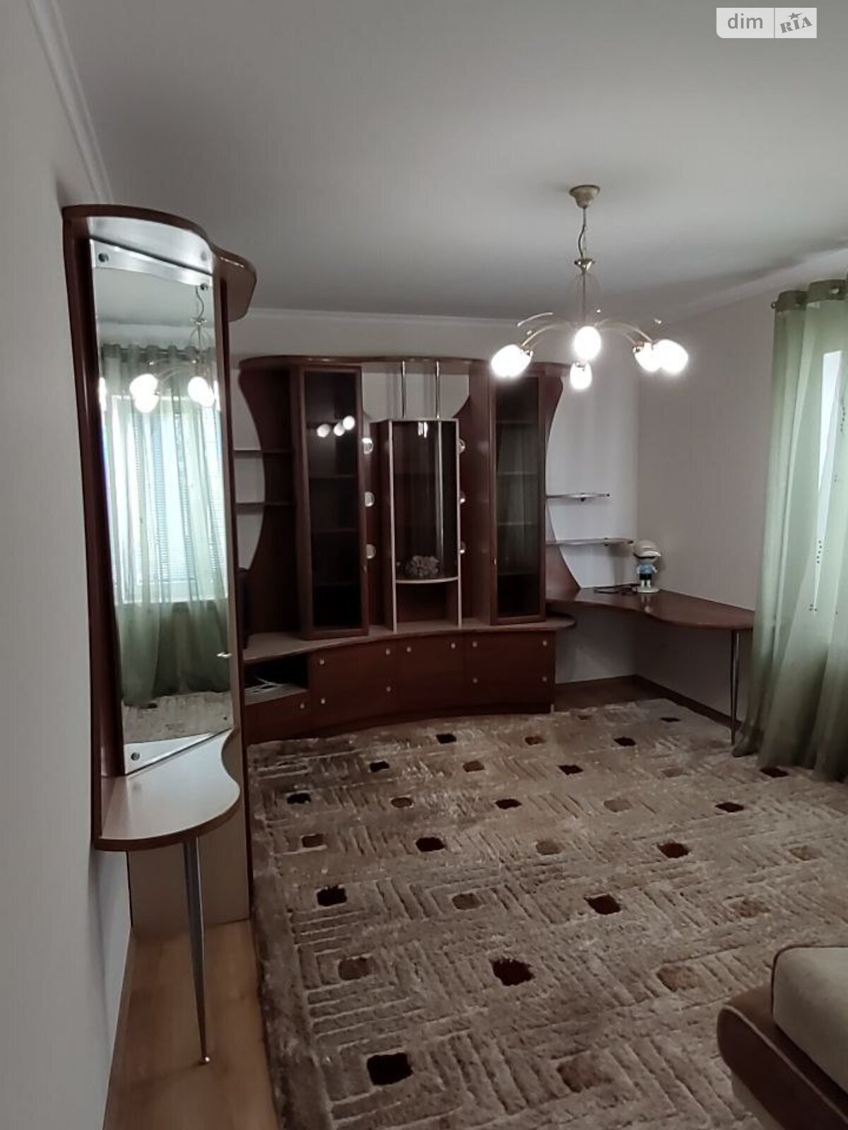 двухэтажный дом с балконом, 155 кв. м, кирпич. Сдается помесячно в Одессе, в районе Хаджибейский фото 1 двухэтажный дом с балконом, 155 кв. м, кирпич. Сдается помесячно в Одессе, в районе Хаджибейский фото 1