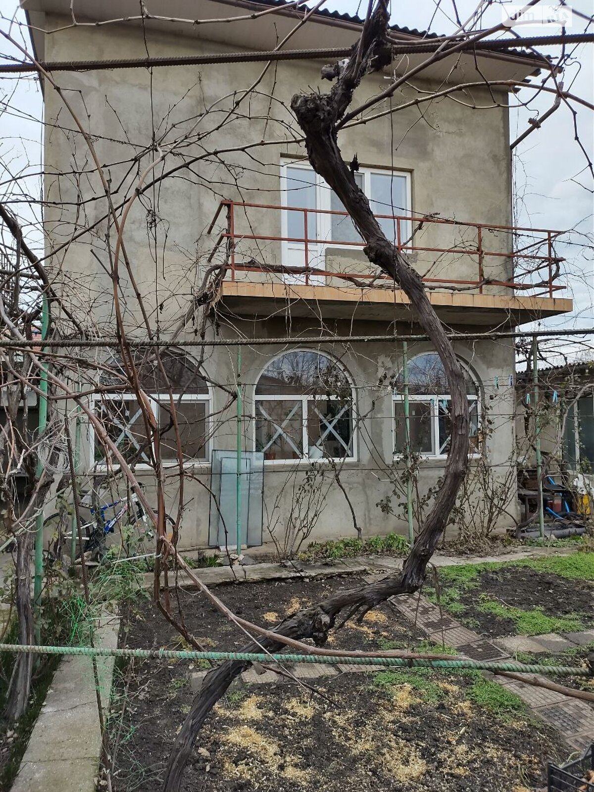 двухэтажный дом с верандой, 75 кв. м, кирпич. Сдается помесячно в Одессе, в районе Хаджибейский фото 1 двухэтажный дом с верандой, 75 кв. м, кирпич. Сдается помесячно в Одессе, в районе Хаджибейский фото 1