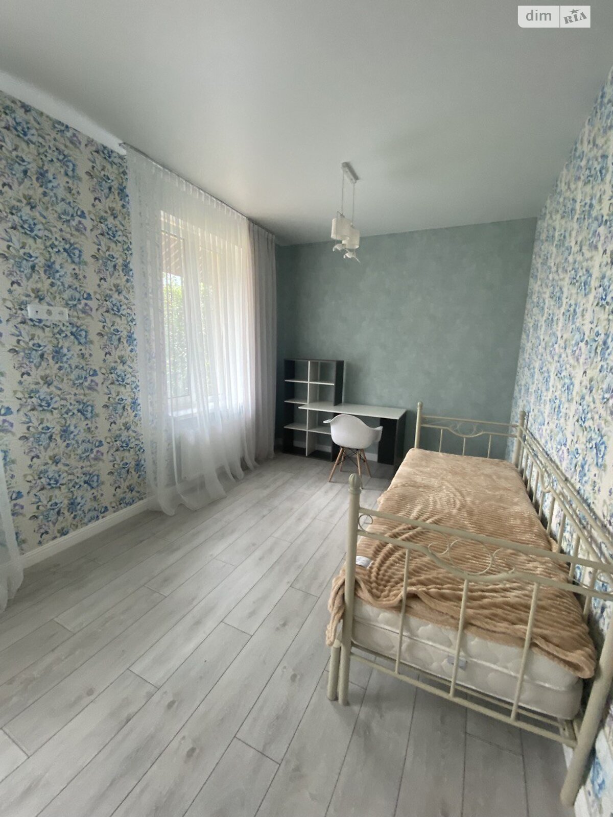 двухэтажный дом с мебелью, 90 кв. м, монолит. Сдается помесячно в Одессе, в районе Киевский фото 1