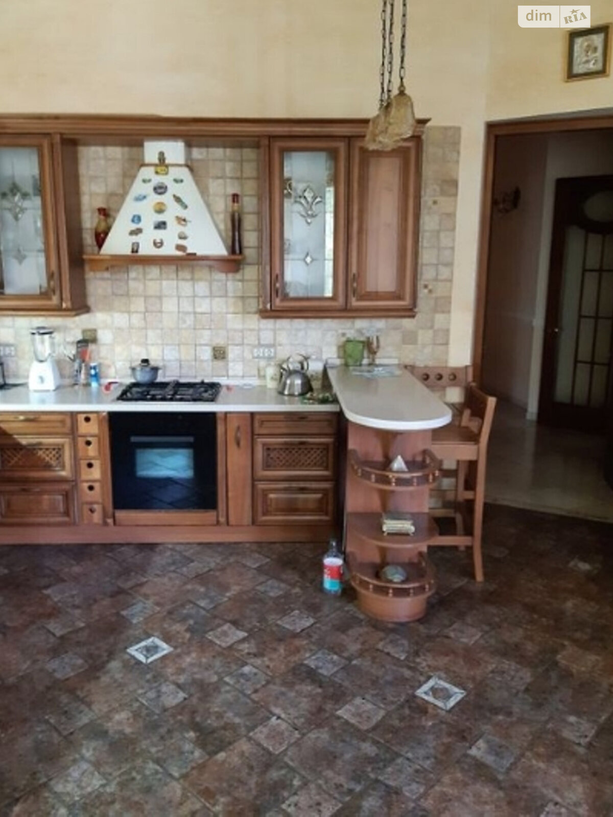 триповерховий будинок, 700 кв. м, кирпич. Здається помісячно в Одесі, в районі Київський фото 1 трипроверховий будинок, 700 кв. м, кирпич. Здається помісячно в Одесі, в районі Київський фото 1