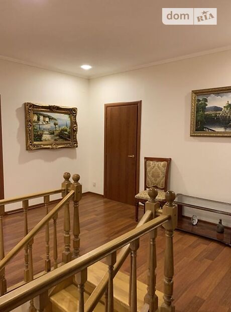 двухэтажный дом, 250 кв. м, кирпич. Сдается помесячно в Одессе, в районе Киевский фото 1 двухэтажный дом, 250 кв. м, кирпич. Сдается помесячно в Одессе, в районе Киевский фото 1