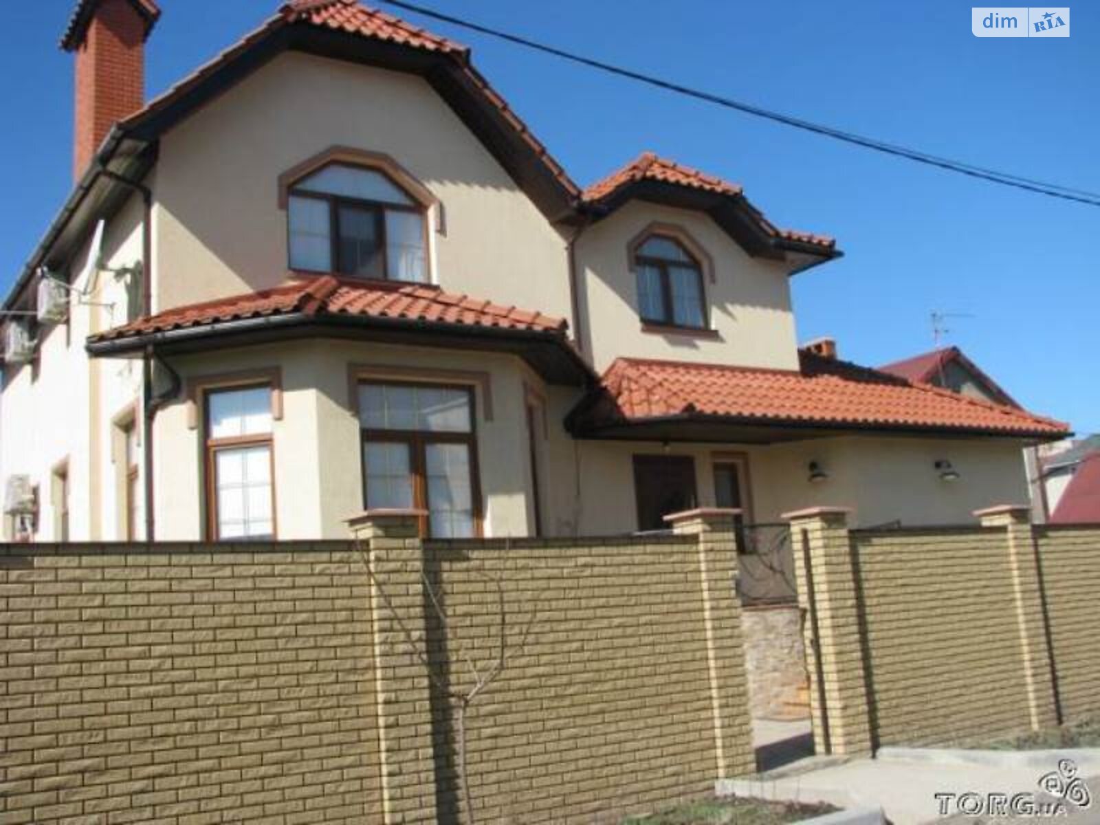 двухэтажный дом с гаражом, 300 кв. м, кирпич. Сдается помесячно в Одессе, в районе Киевский фото 1