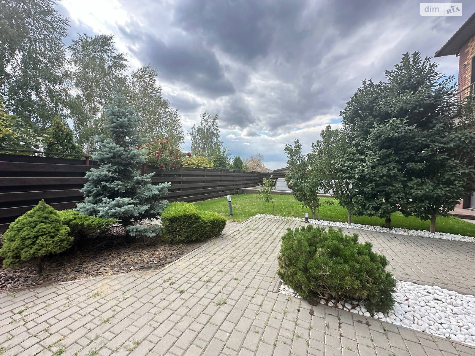 двопроверховий будинок, 280 кв. м, цегла. Здається помісячно в Одесі, в районі undefined фото 1